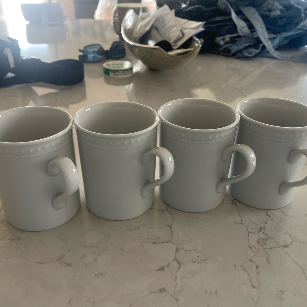 Crate and Barrel Staccato White Porcelain Cup